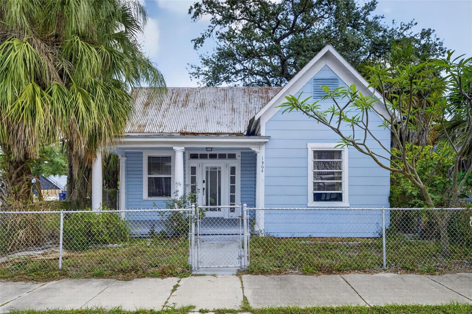 CUSCADEN & WELLS - Residential