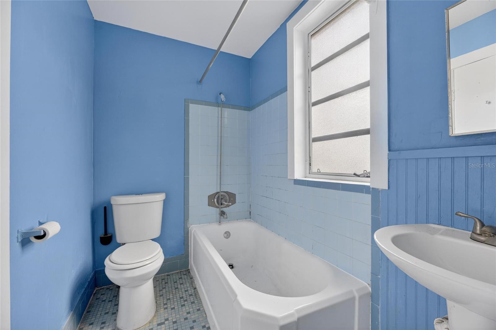 CUSCADEN & WELLS - Residential