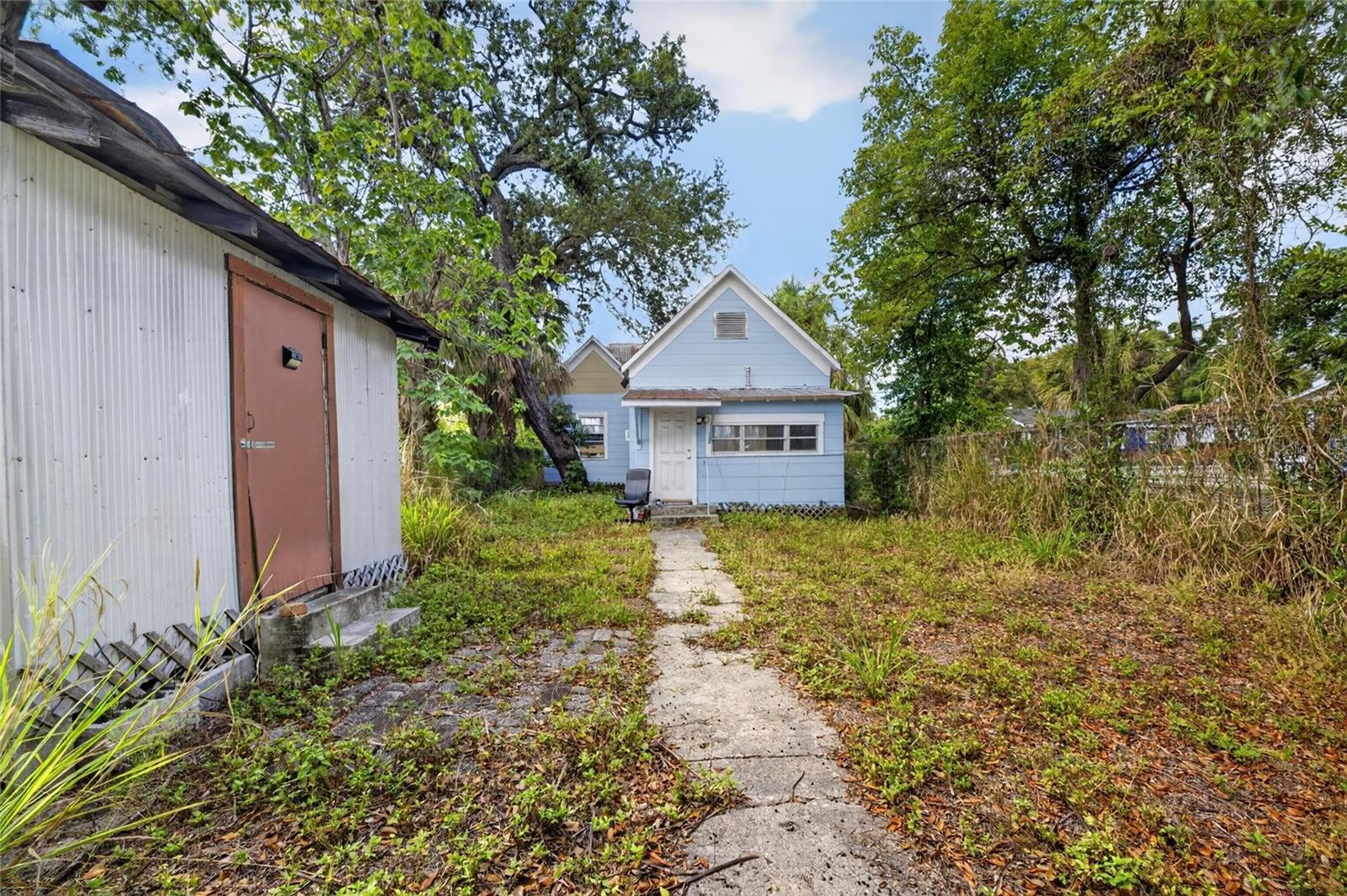 CUSCADEN & WELLS - Residential