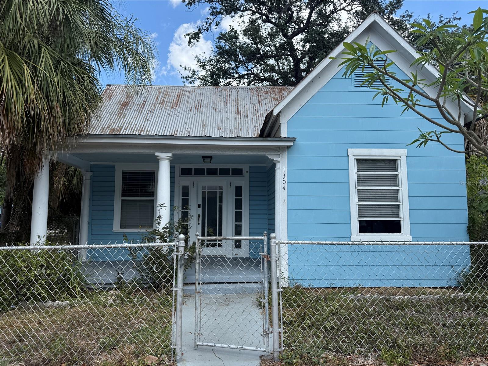 CUSCADEN & WELLS - Residential