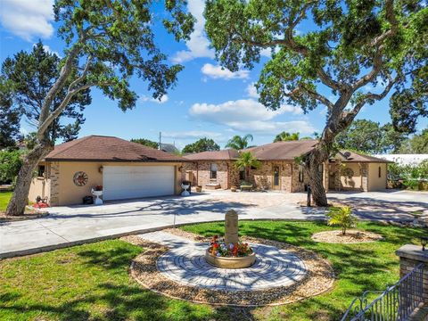 Photo of 6732 Udell Lane, Hudson, FL 34667 (MLS # TB8372678)