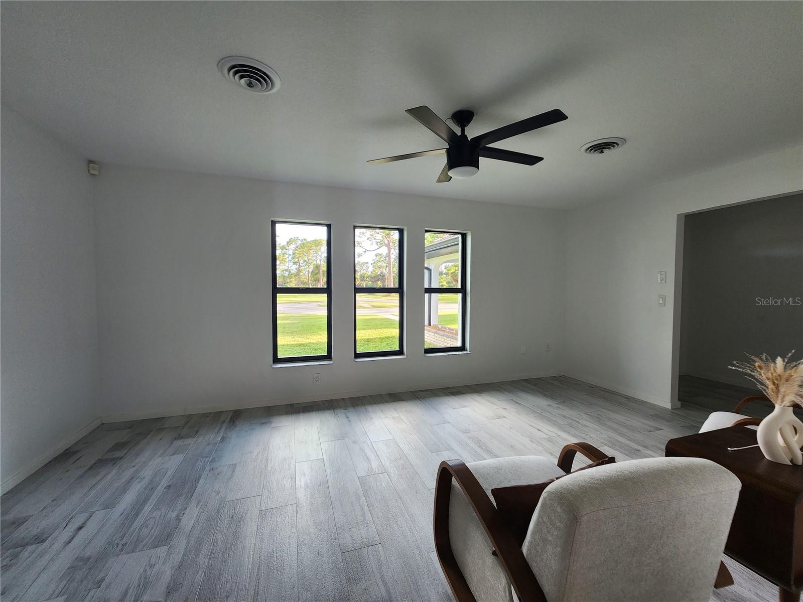 WELLINGTON ACRES - Residential Lease