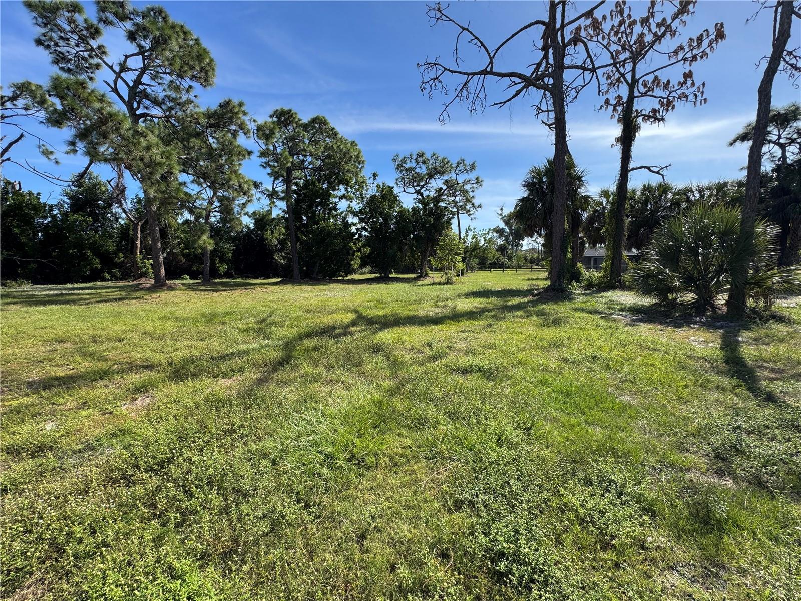 WELLINGTON ACRES - Residential Lease