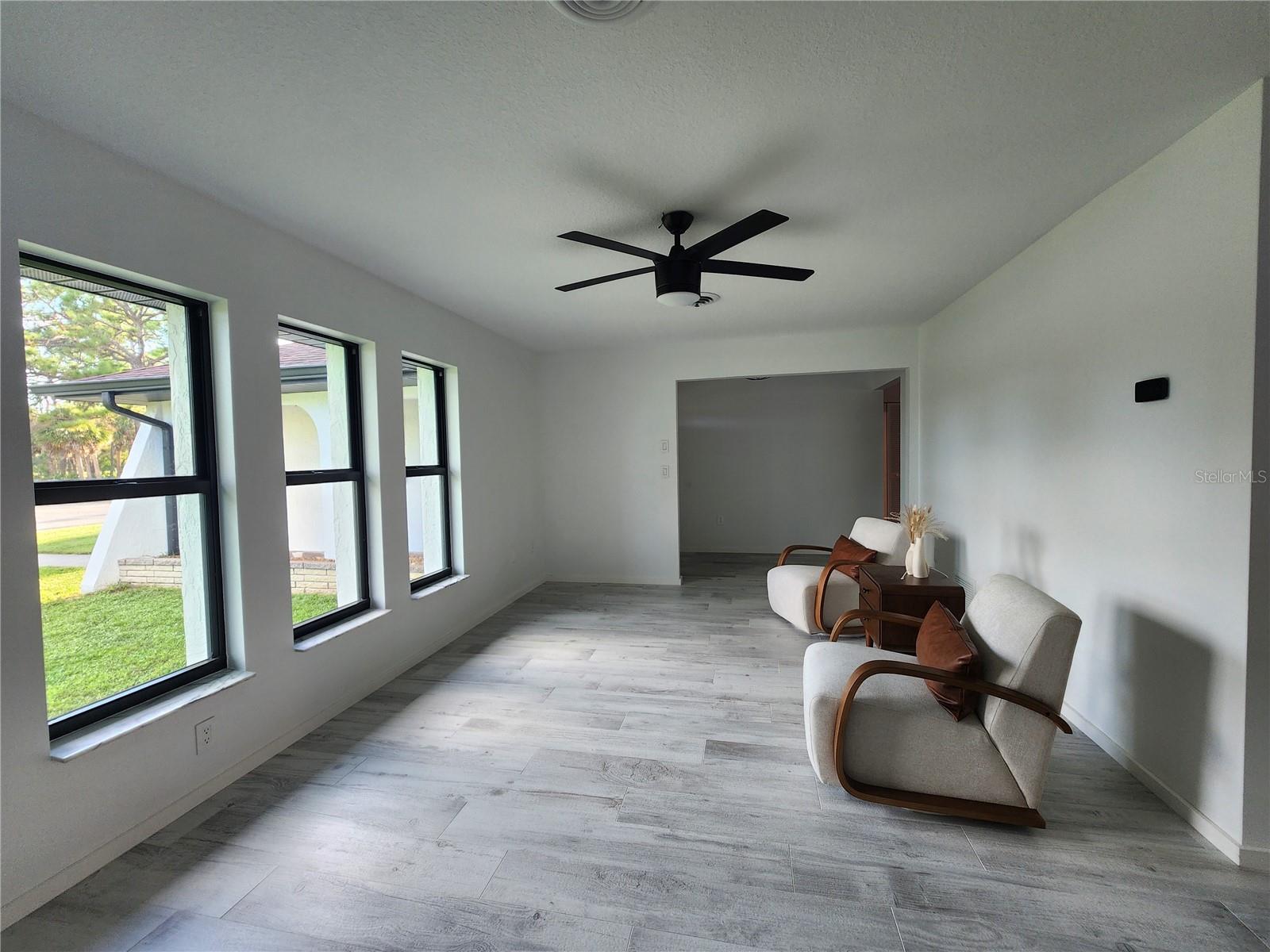 WELLINGTON ACRES - Residential Lease