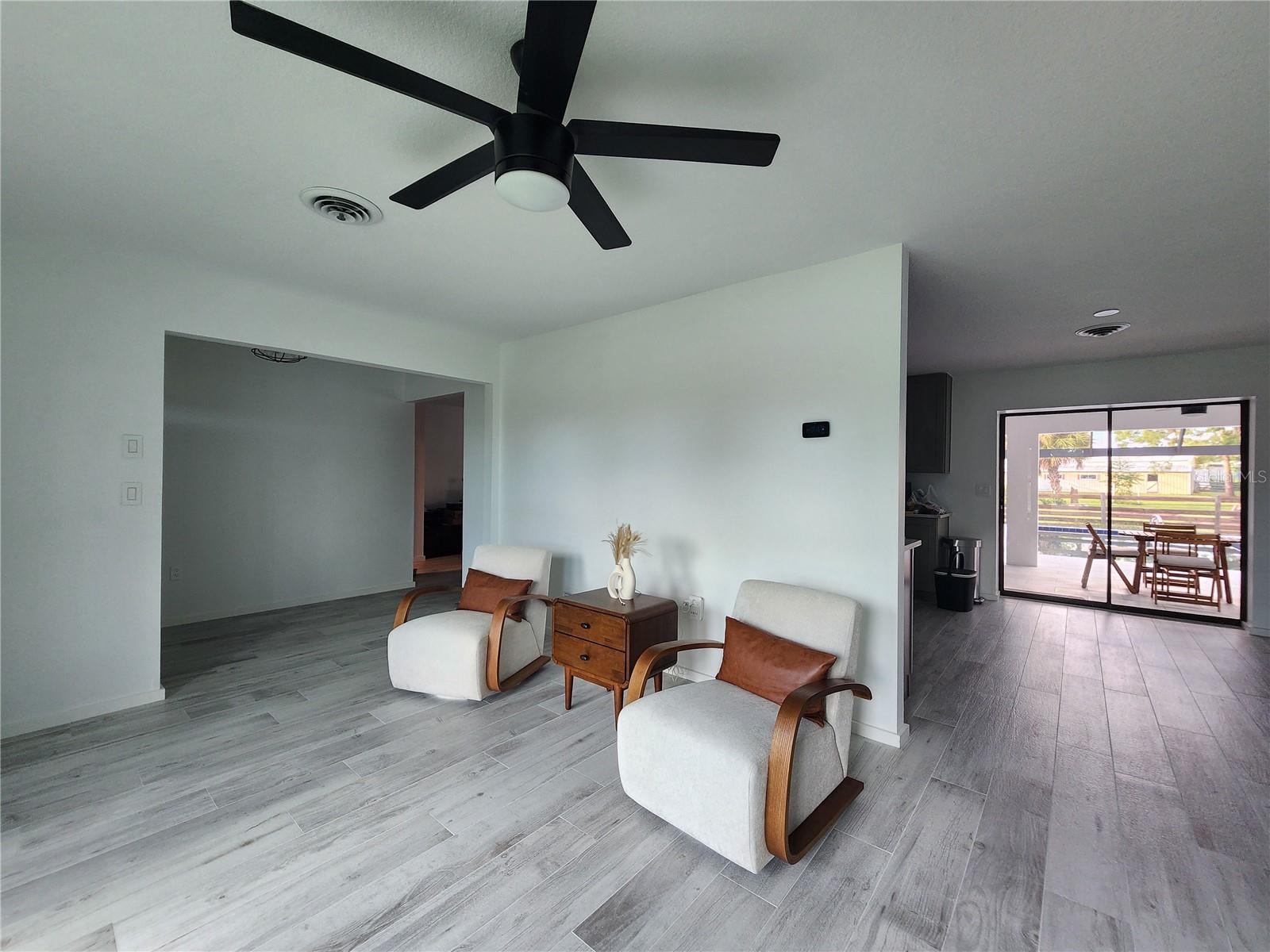 WELLINGTON ACRES - Residential Lease