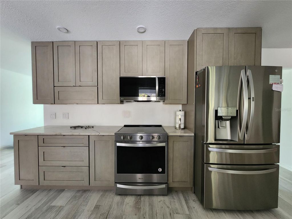 Photo of 900 Crestwood Road, Englewood, FL 34223 (MLS # N6141341)