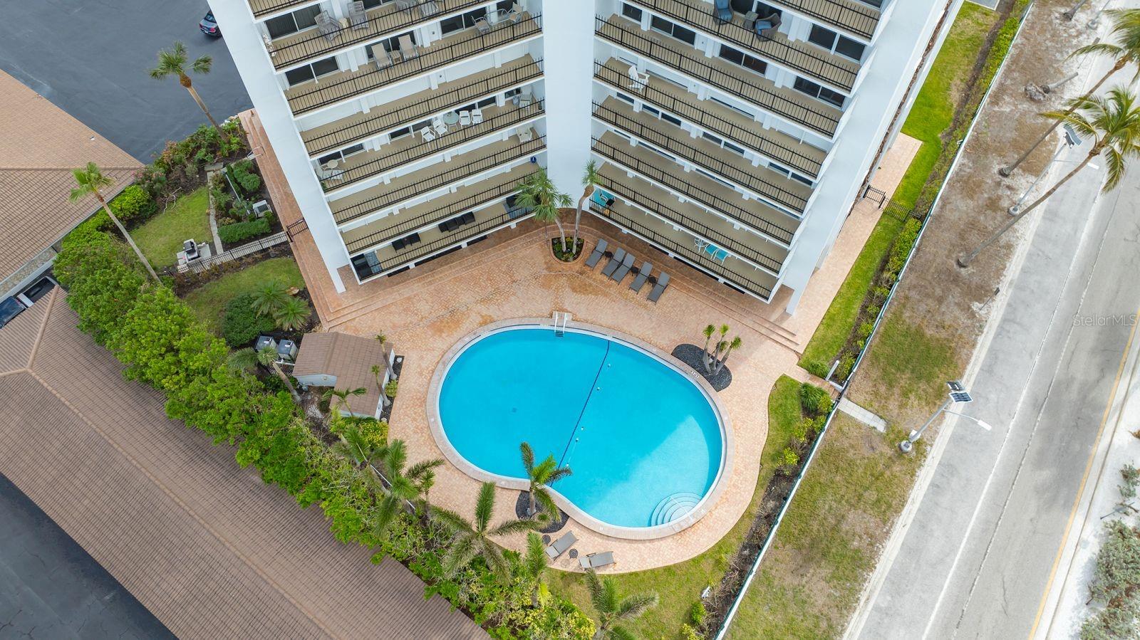 ST ARMAND TOWERS - Residential