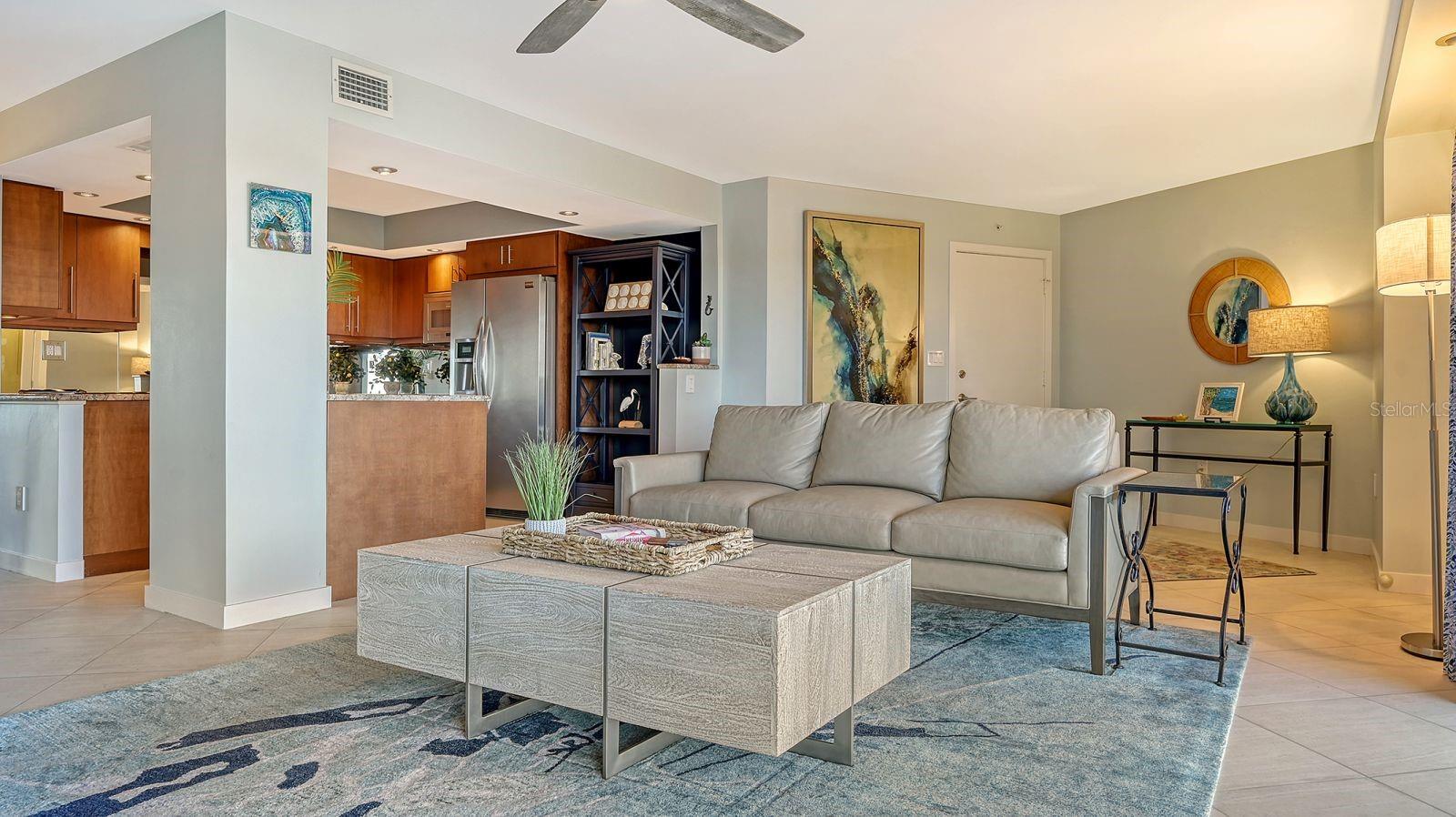 ST ARMAND TOWERS - Residential