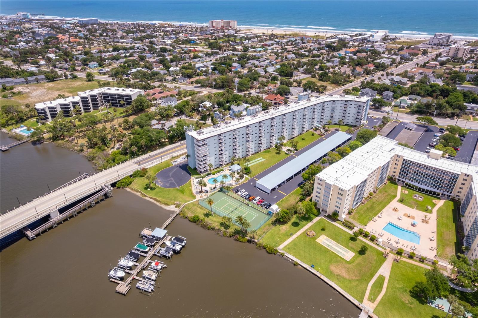 100 SILVER BEACH AVENUE 516