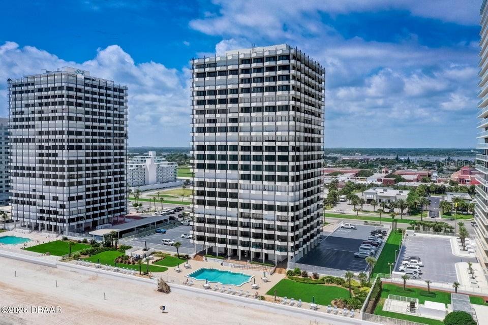 OCEAN RITZ CONDO UNIT 01 - Residential