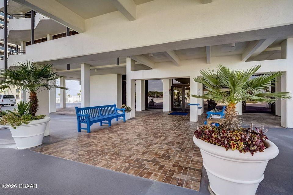 OCEAN RITZ CONDO UNIT 01 - Residential