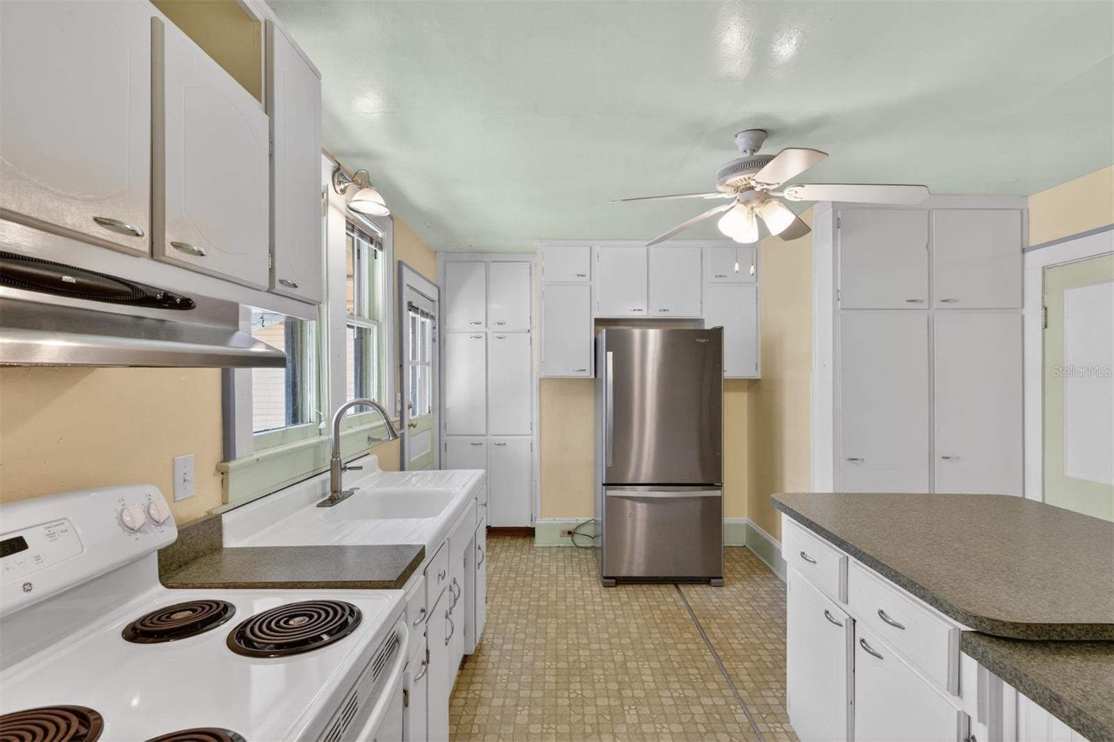 THOMAS W R ADD - Residential
