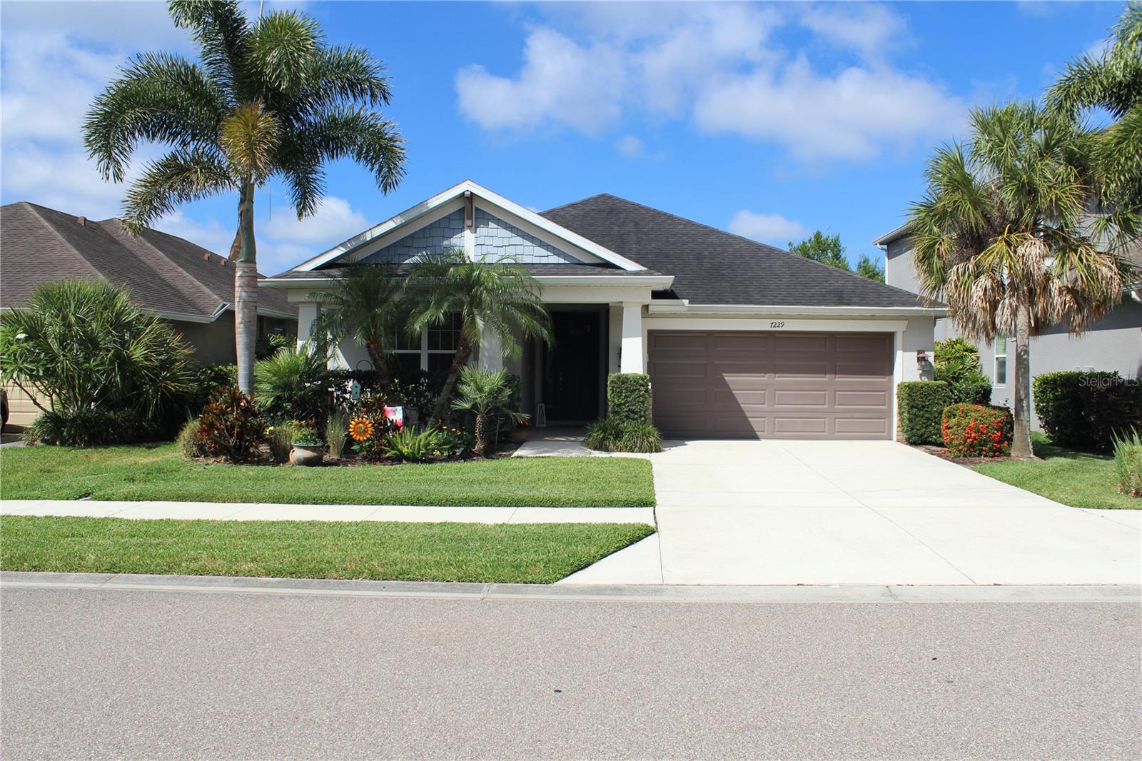 ARBOR LAKES ON PALMER RANCH - Residential