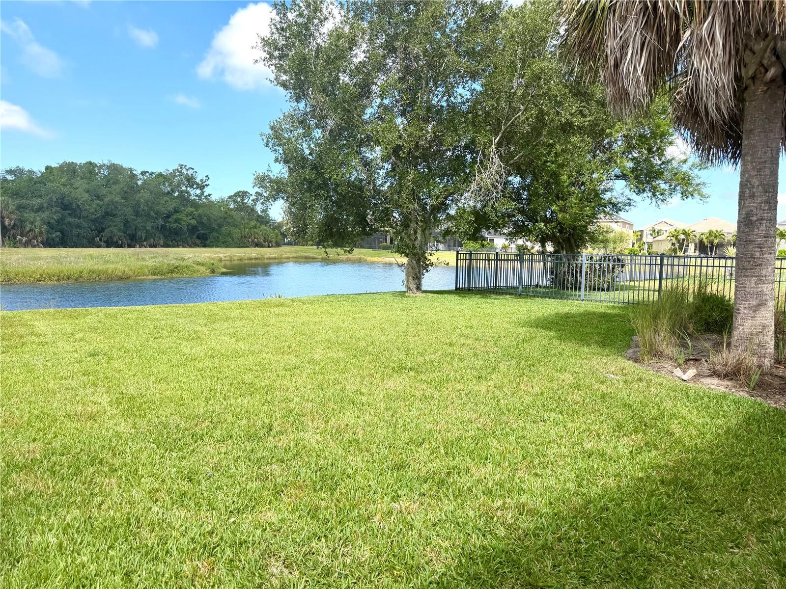 ARBOR LAKES ON PALMER RANCH - Residential