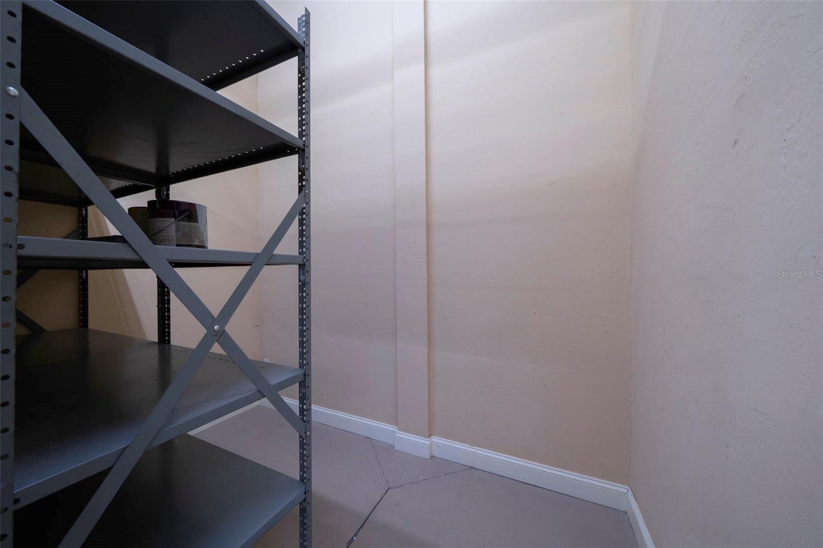 BONITA INDUST PARK ADD - Commercial Lease