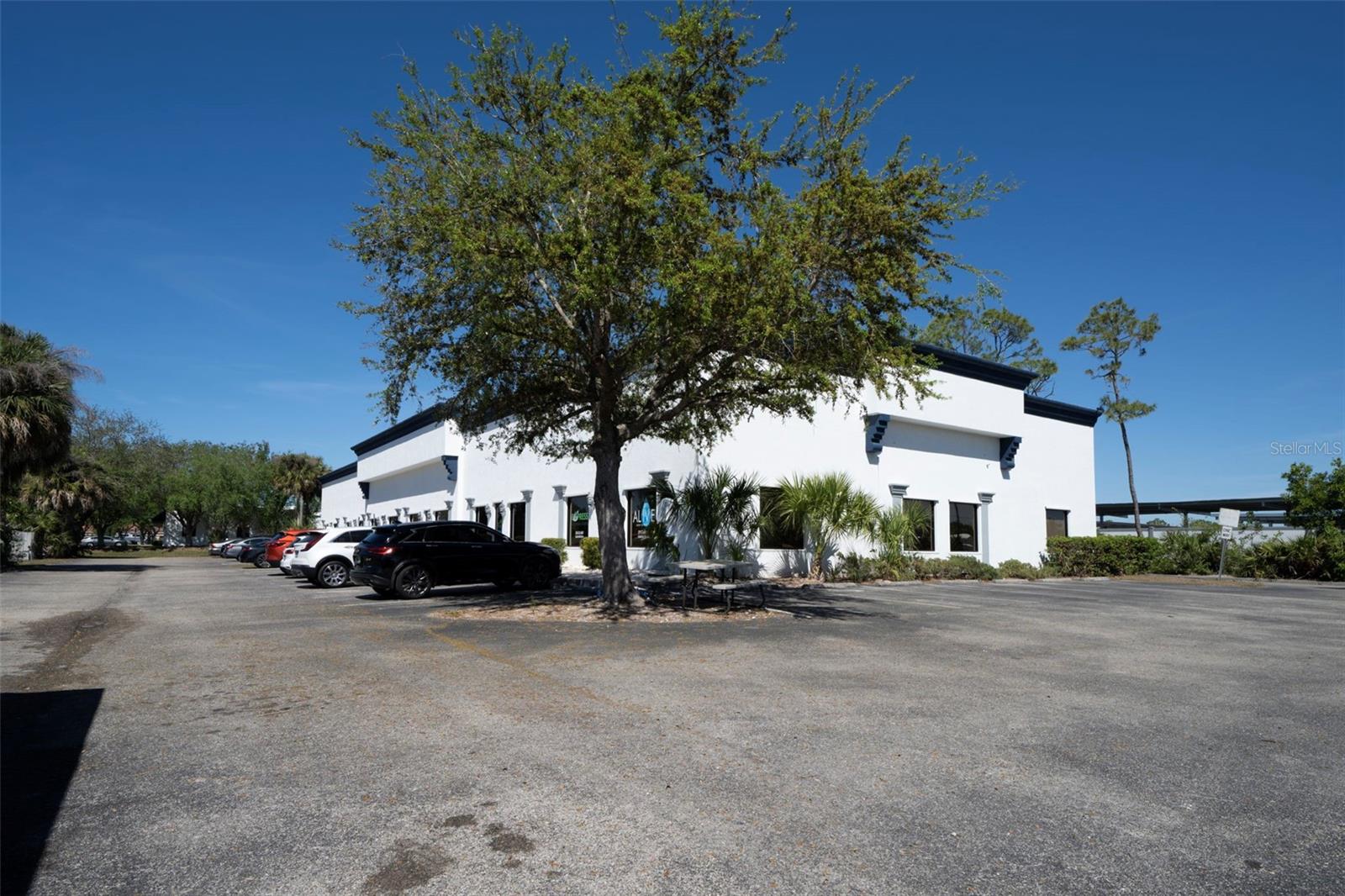 BONITA INDUST PARK ADD - Commercial Lease