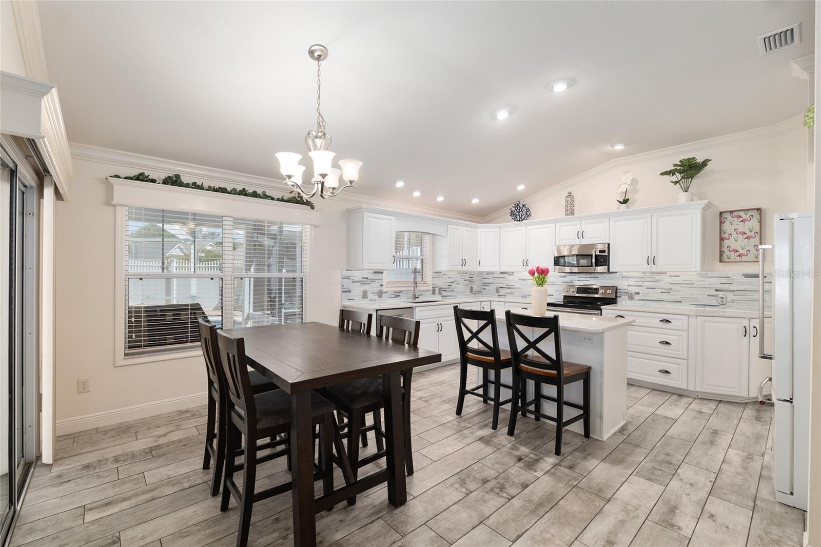 CABANAS/CREEKSIDE LNDG - Residential