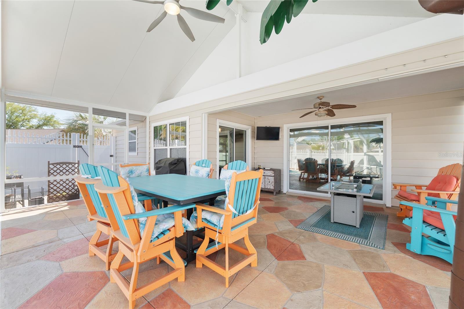 CABANAS/CREEKSIDE LNDG - Residential