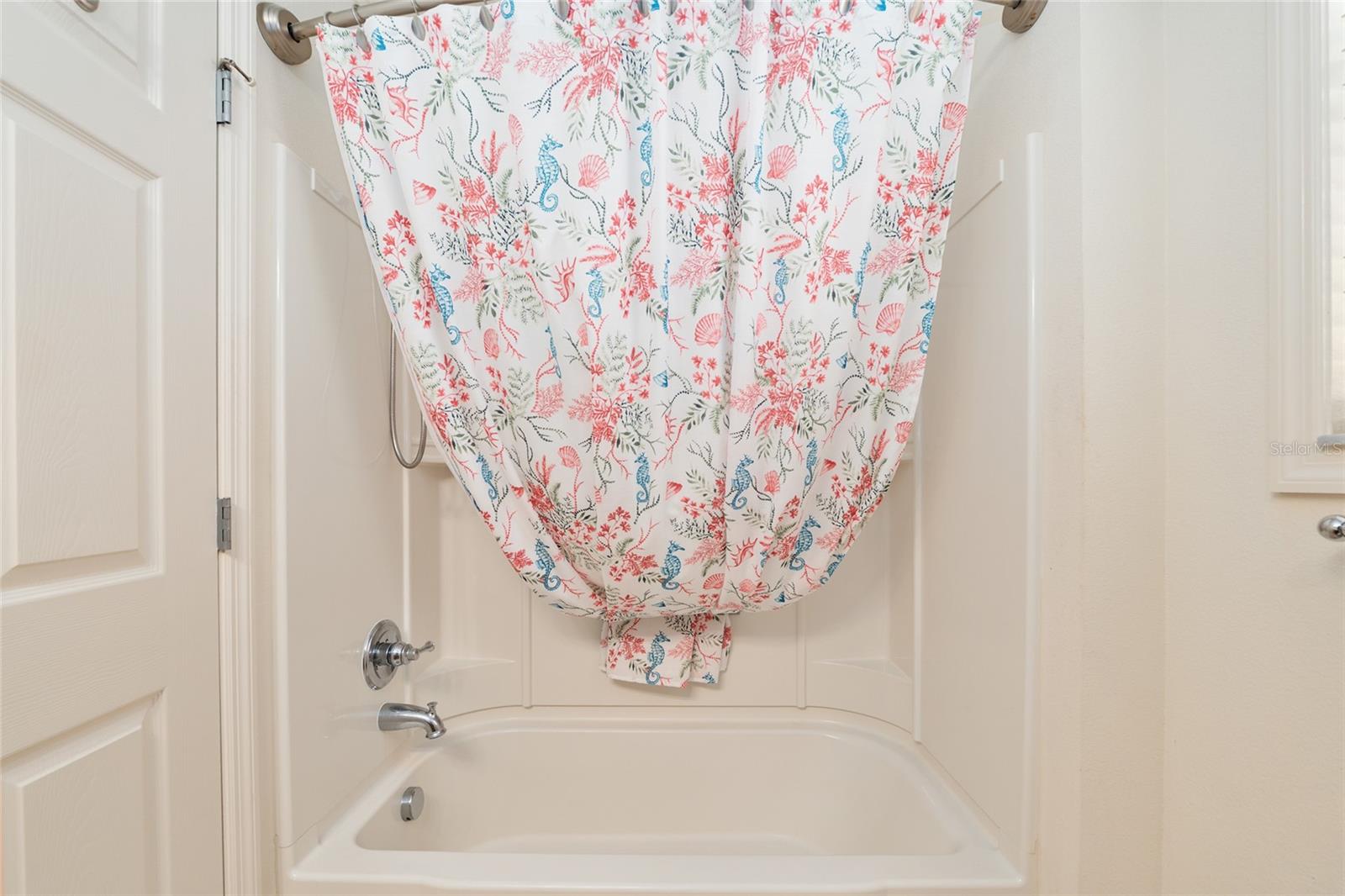 CABANAS/CREEKSIDE LNDG - Residential