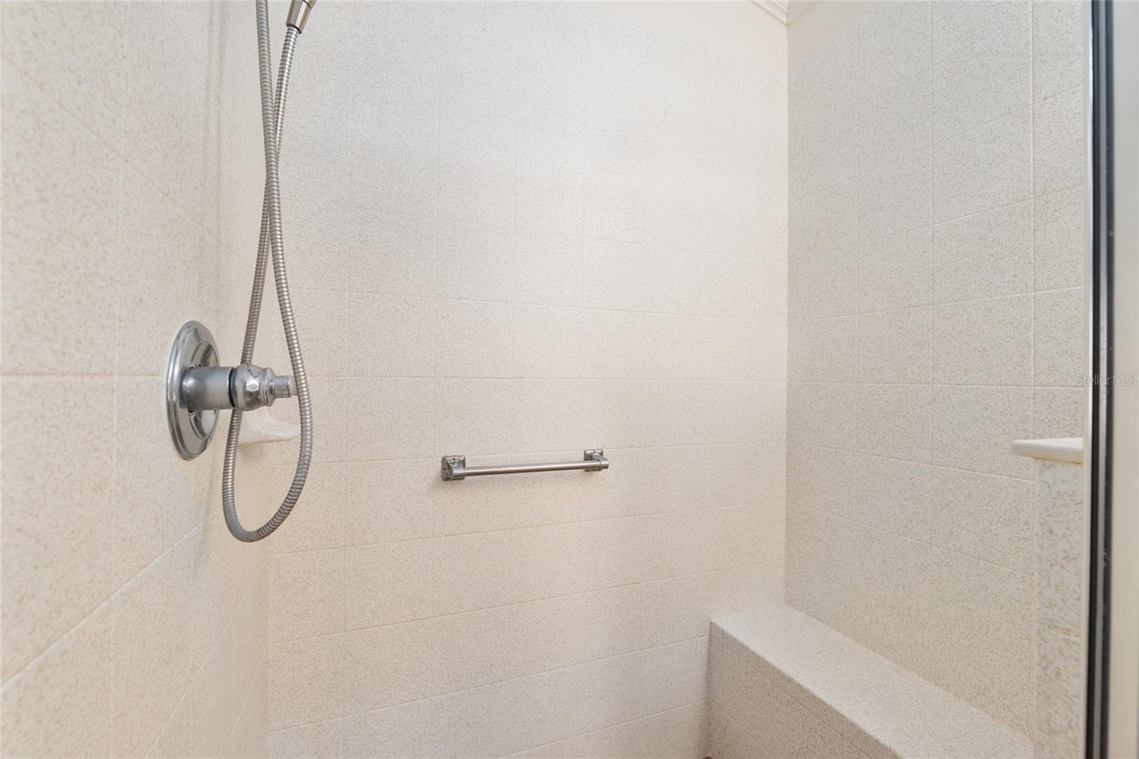 CABANAS/CREEKSIDE LNDG - Residential