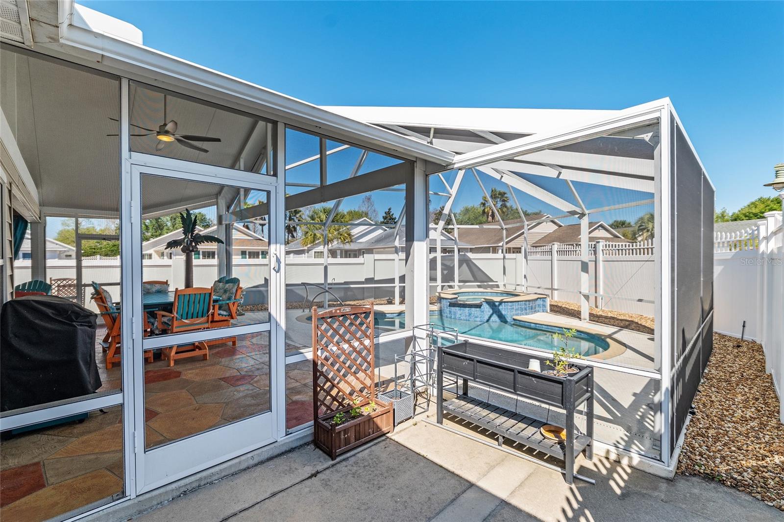 CABANAS/CREEKSIDE LNDG - Residential