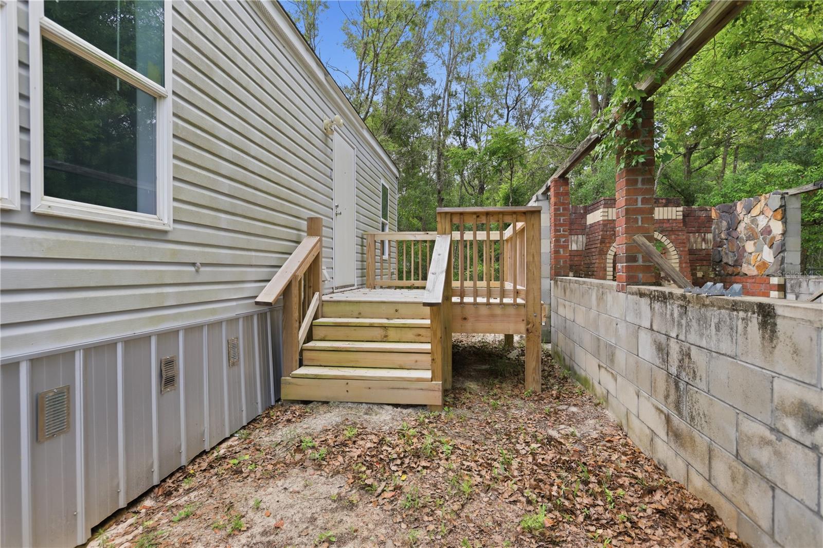 NORTHWOOD REP LT F & N 160 FT LT G - Residential