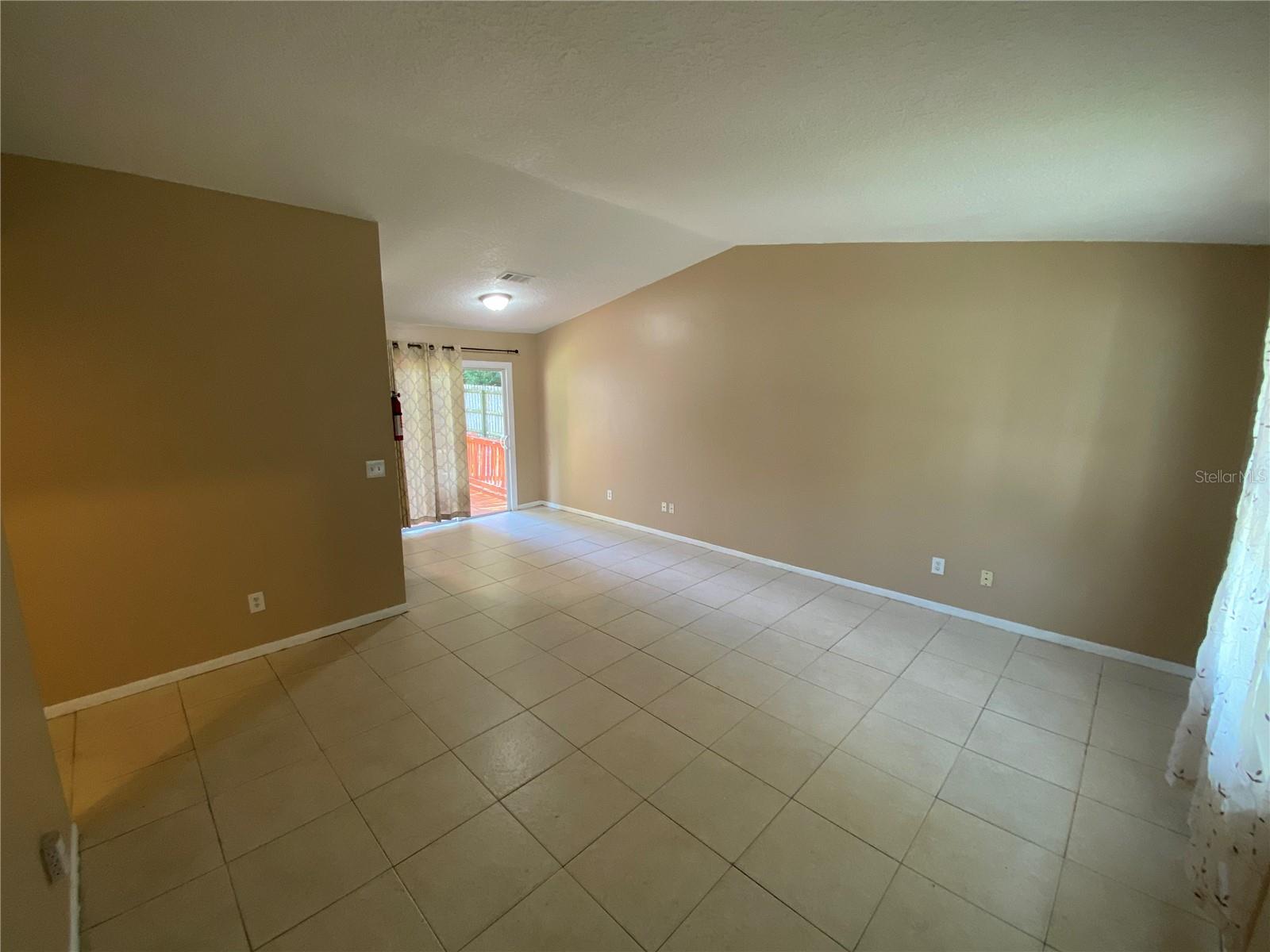 920 BEAU COURT