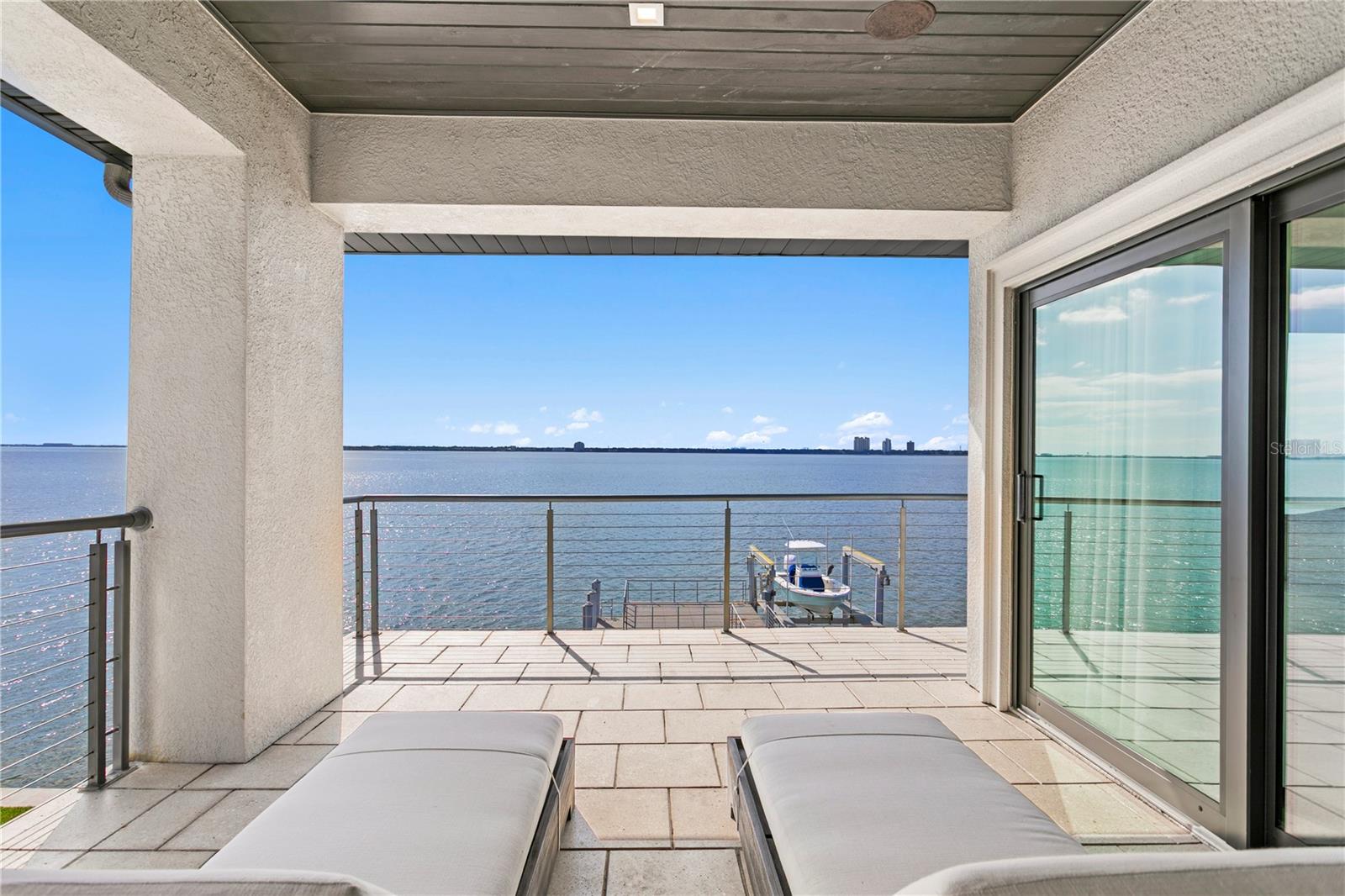 DAVIS ISLANDS REP OF PT O - Residential