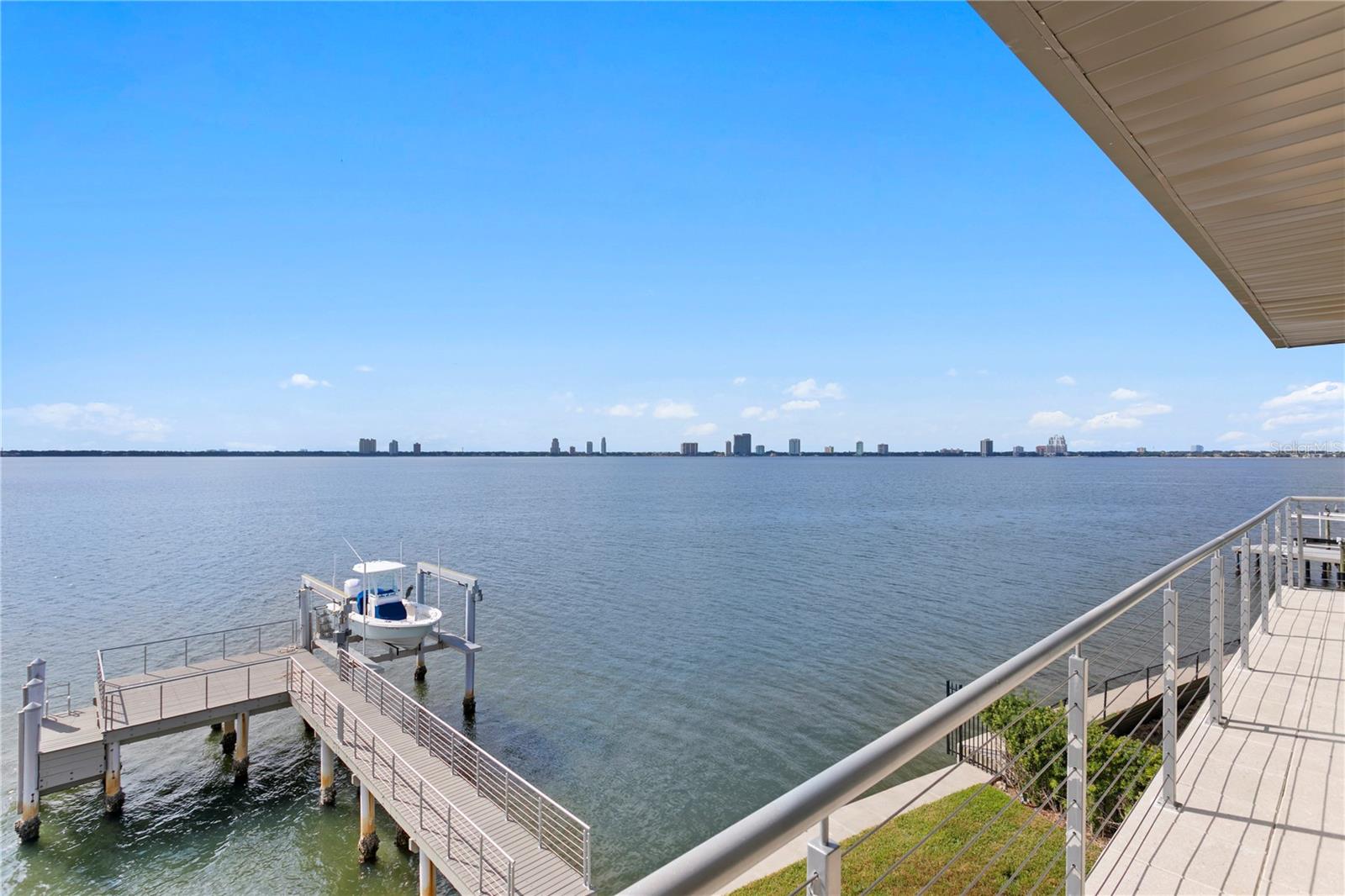 DAVIS ISLANDS REP OF PT O - Residential