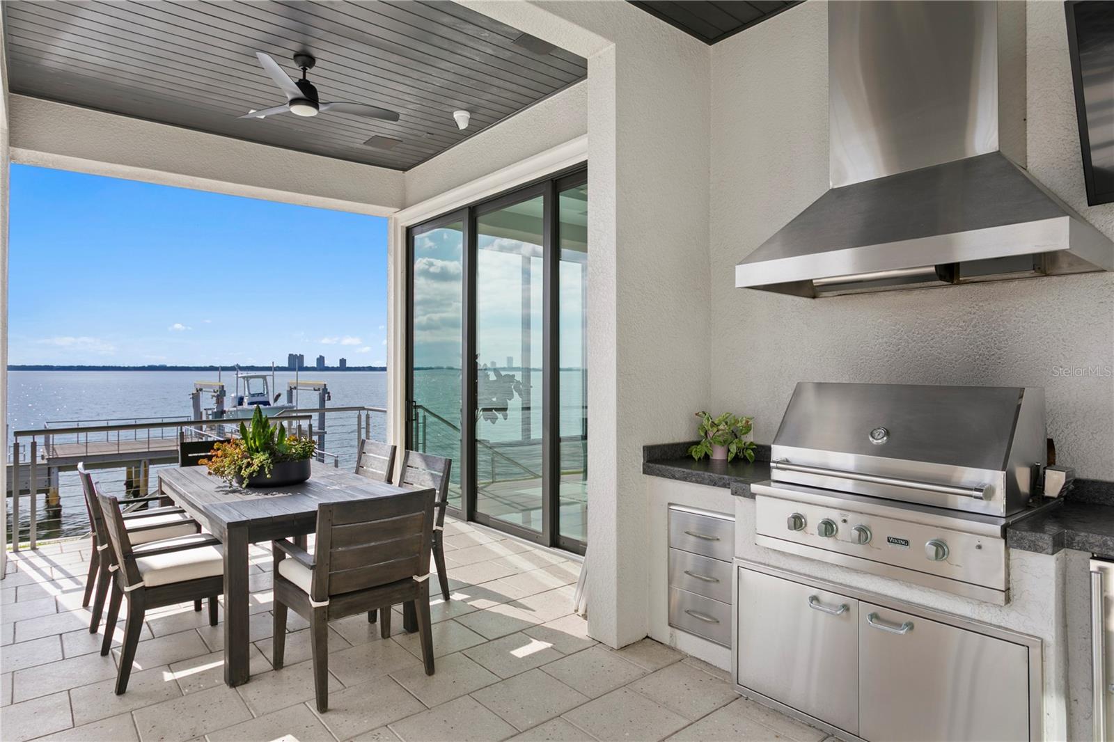 DAVIS ISLANDS REP OF PT O - Residential