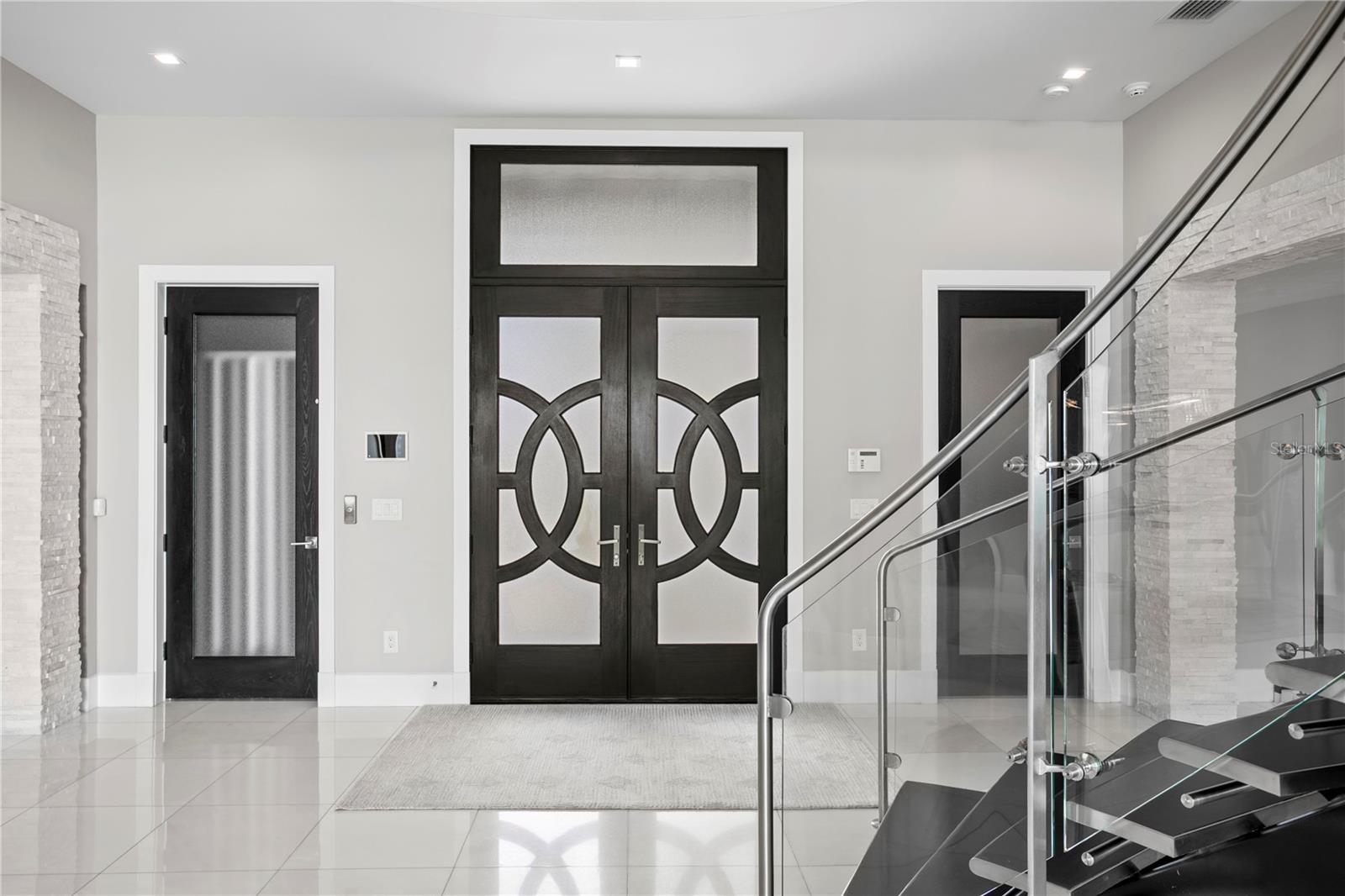 82 MARTINIQUE AVENUE