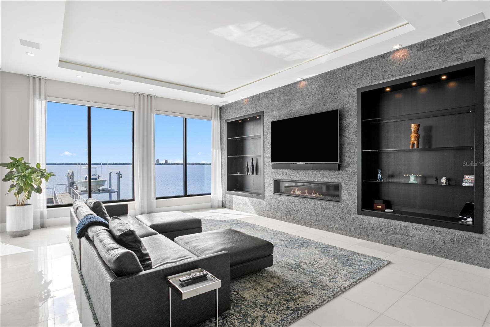 DAVIS ISLANDS REP OF PT O - Residential