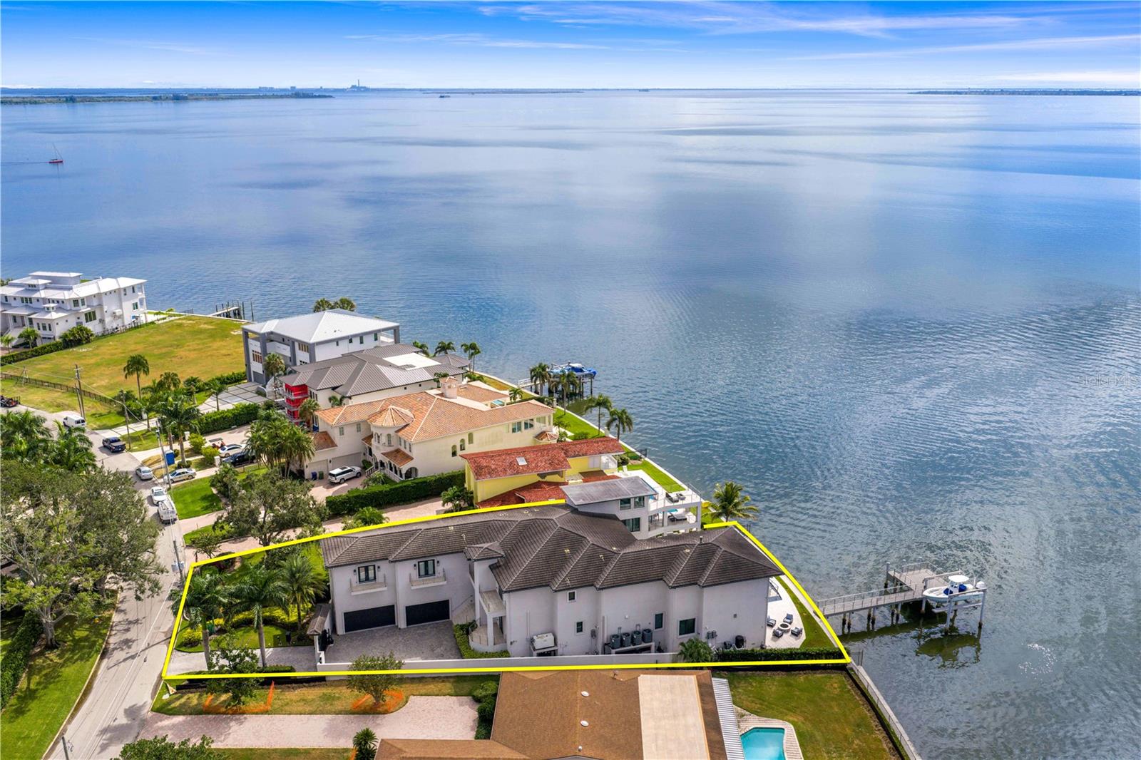 DAVIS ISLANDS REP OF PT O - Residential