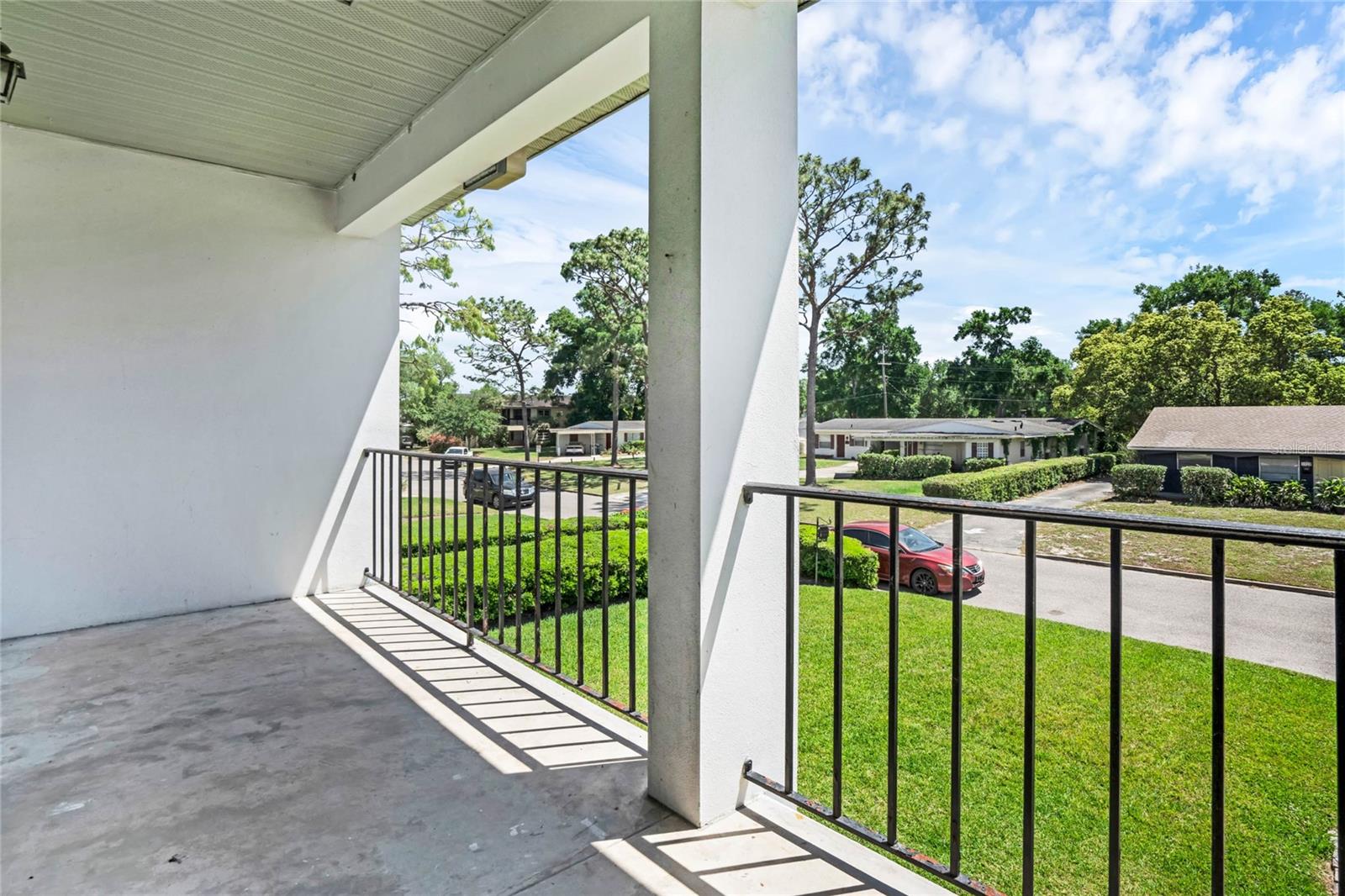 LAKEMONT ESTATES - Residential Lease