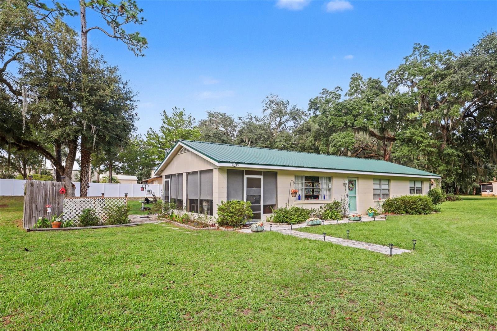 9461 W TALL PINES COURT