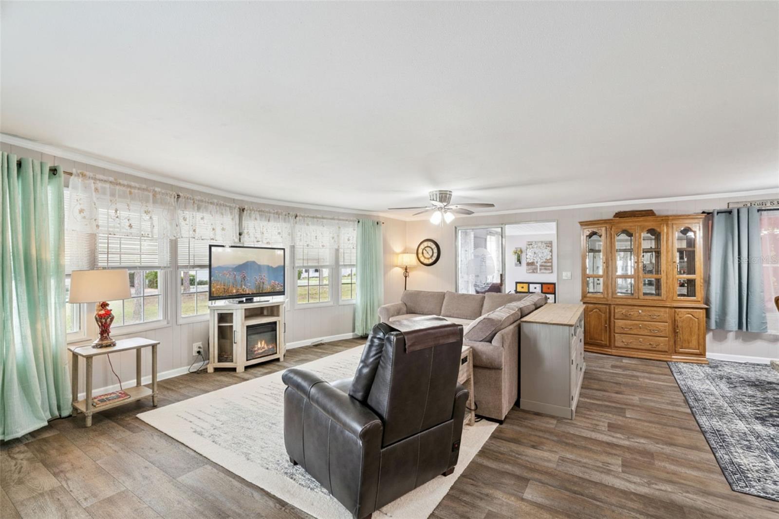 HAWTHORNE AT LEESBURG A COOP - Residential