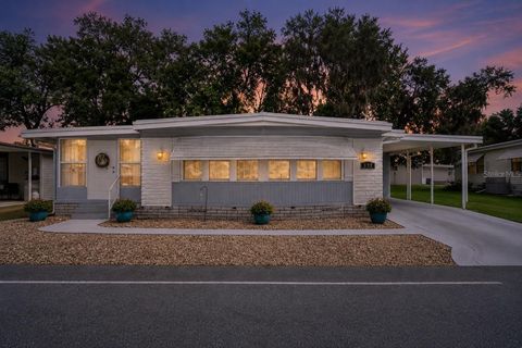 Photo of 332 Hawthorne Boulevard, Leesburg, FL 34748 (MLS # O6407980)