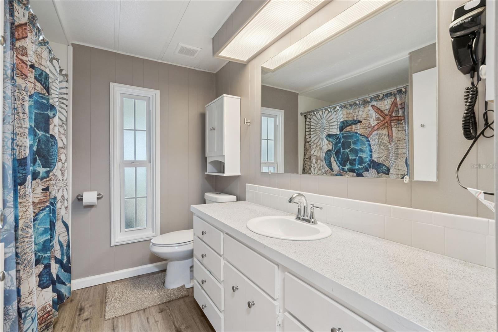 HAWTHORNE AT LEESBURG A COOP - Residential