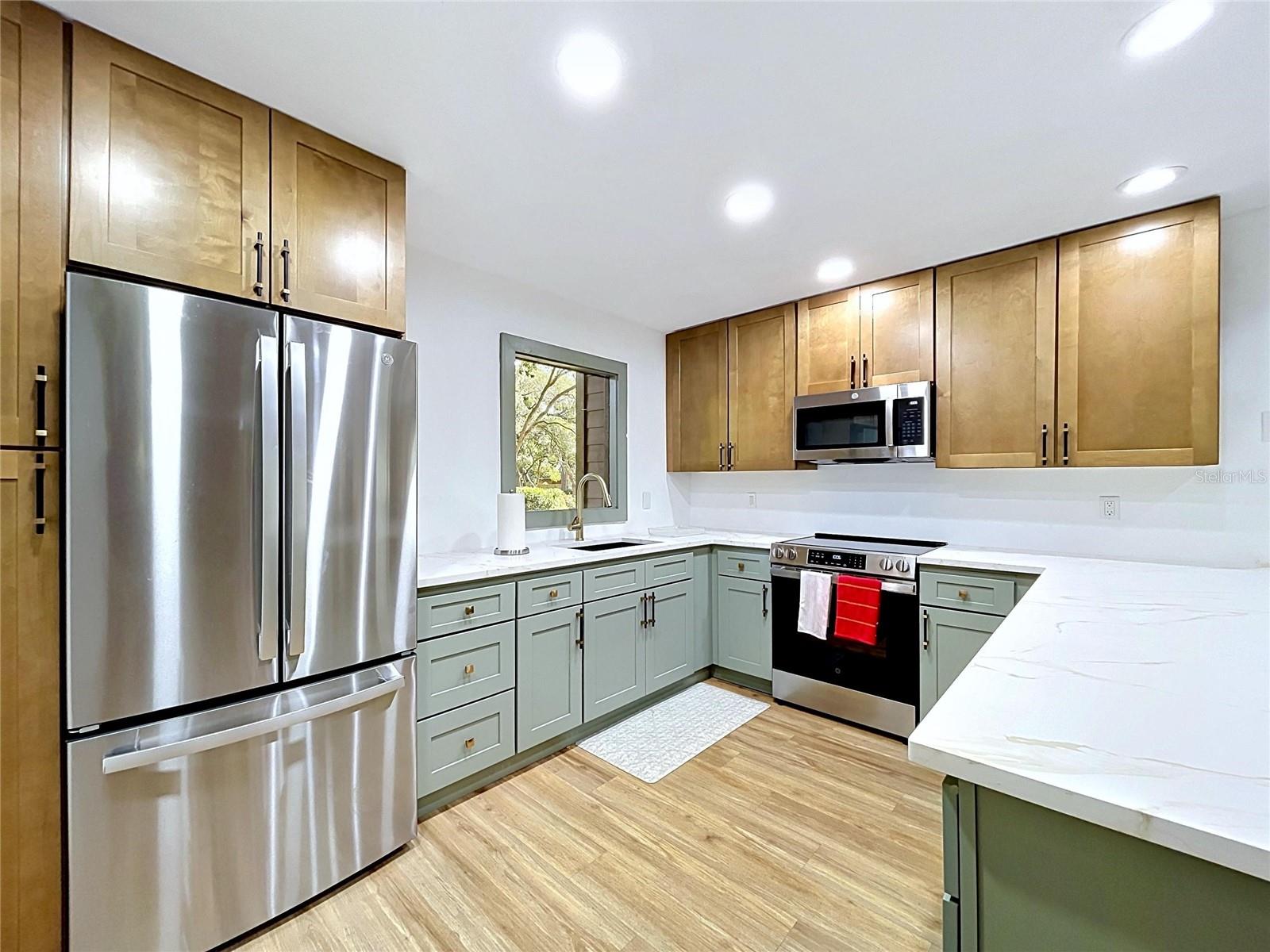 GLENEAGLES I CONDO - Residential