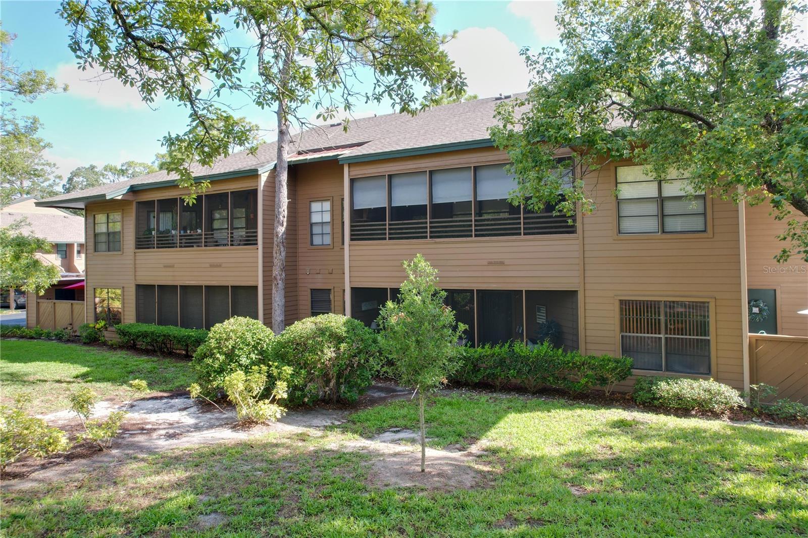 1006 LENNOX ROAD W 1006