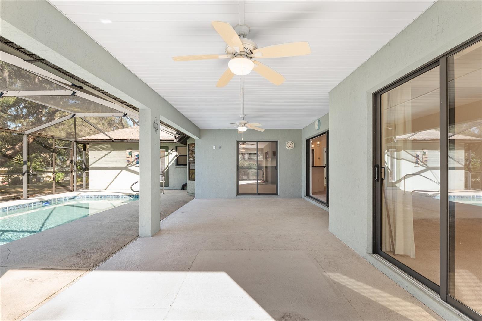 RIVER BEND UNIT 02 - Residential