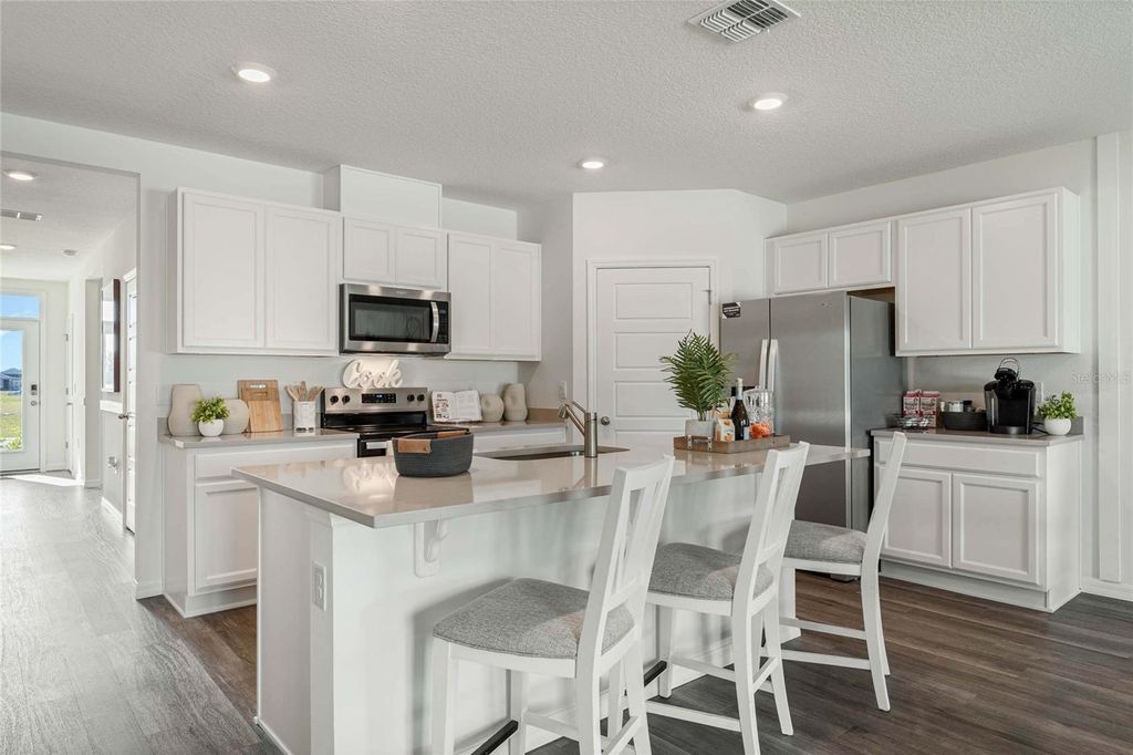 Photo of 8595 Cape Fox Cove, Lakeland, FL 33810 (MLS # O6391509)