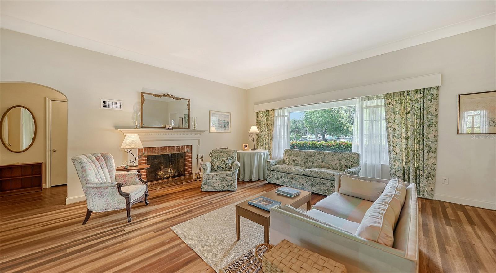 BAY POINT PARK 2 - Residential