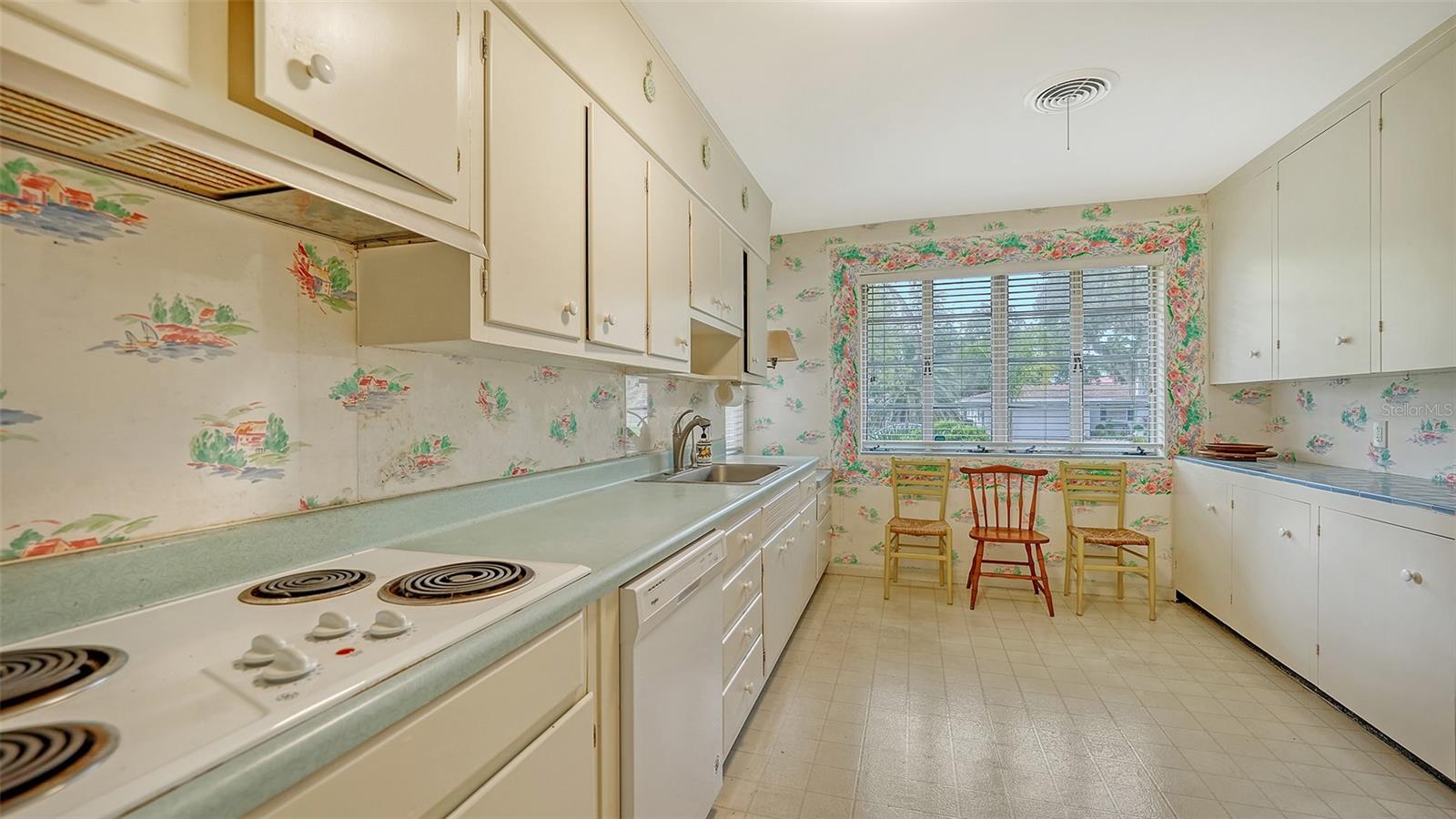 BAY POINT PARK 2 - Residential