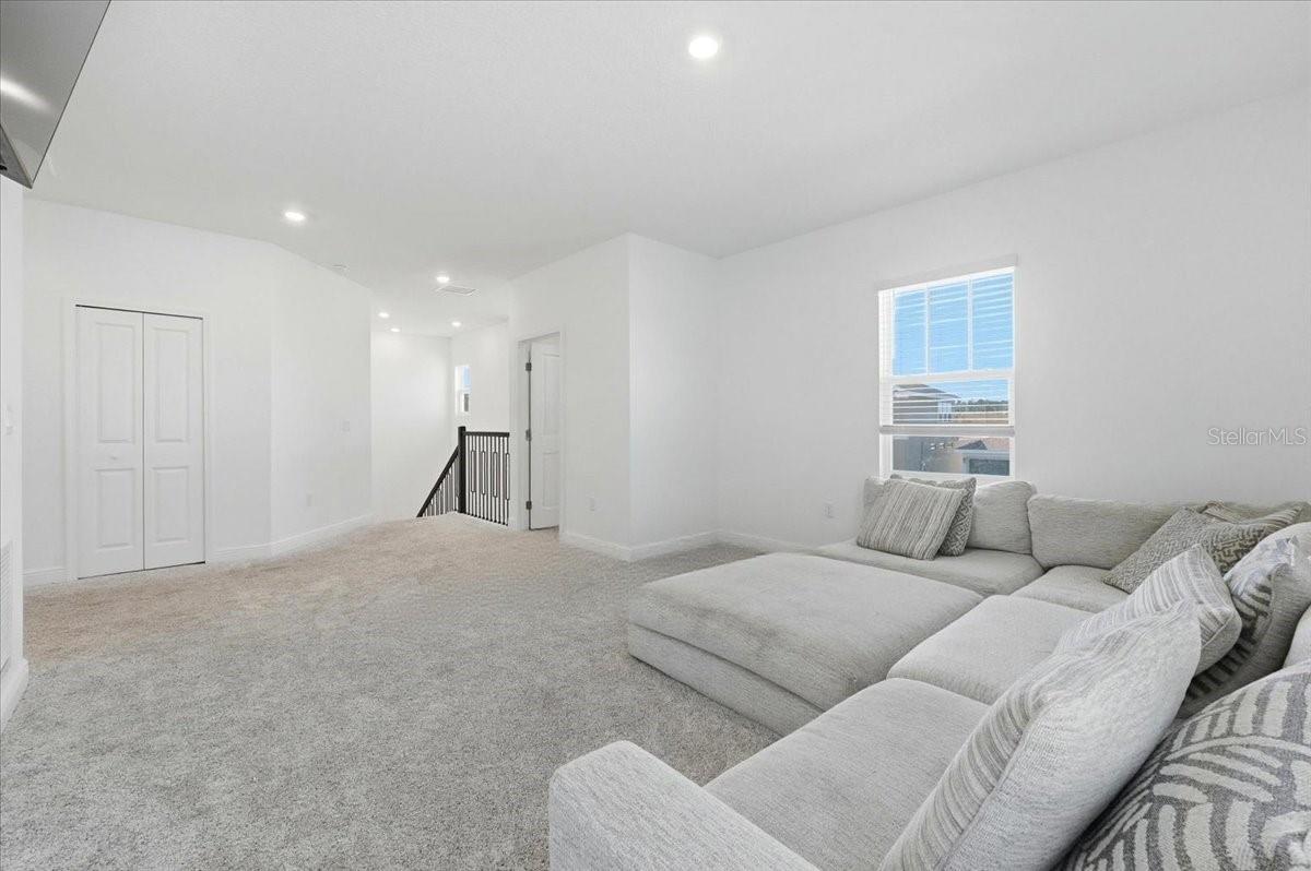 HILLS OF MINNEOLA - Residential