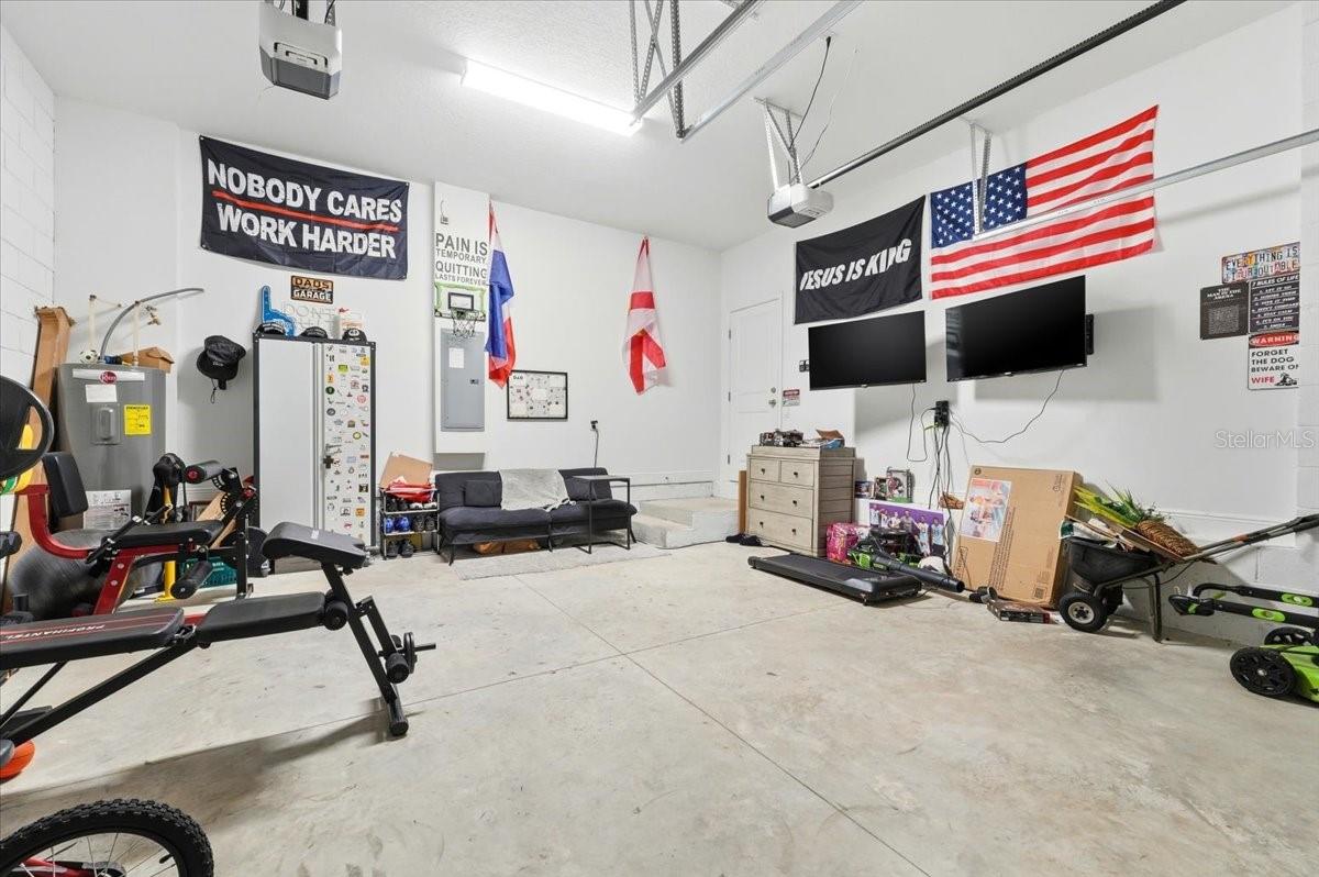 HILLS OF MINNEOLA - Residential