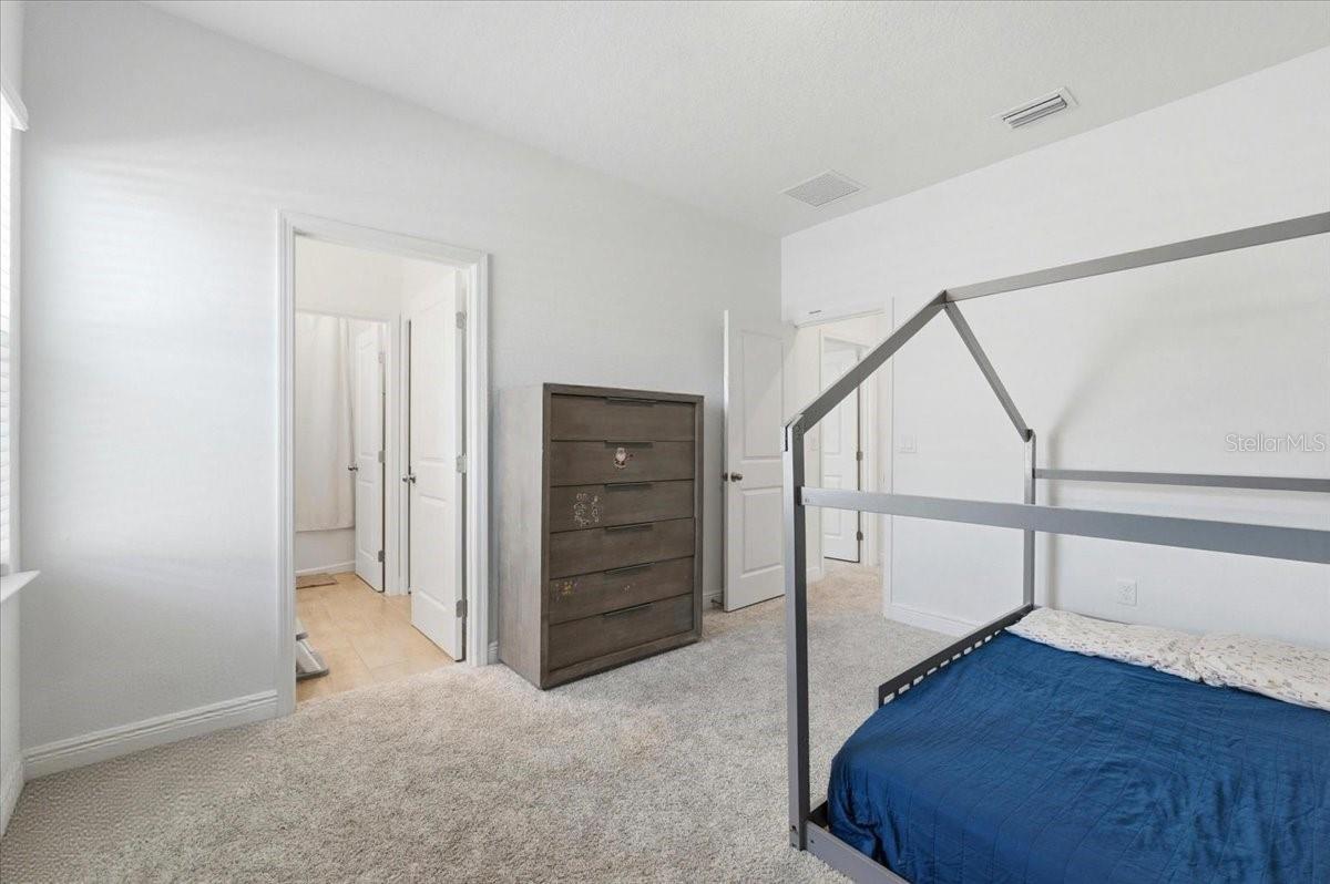 HILLS OF MINNEOLA - Residential