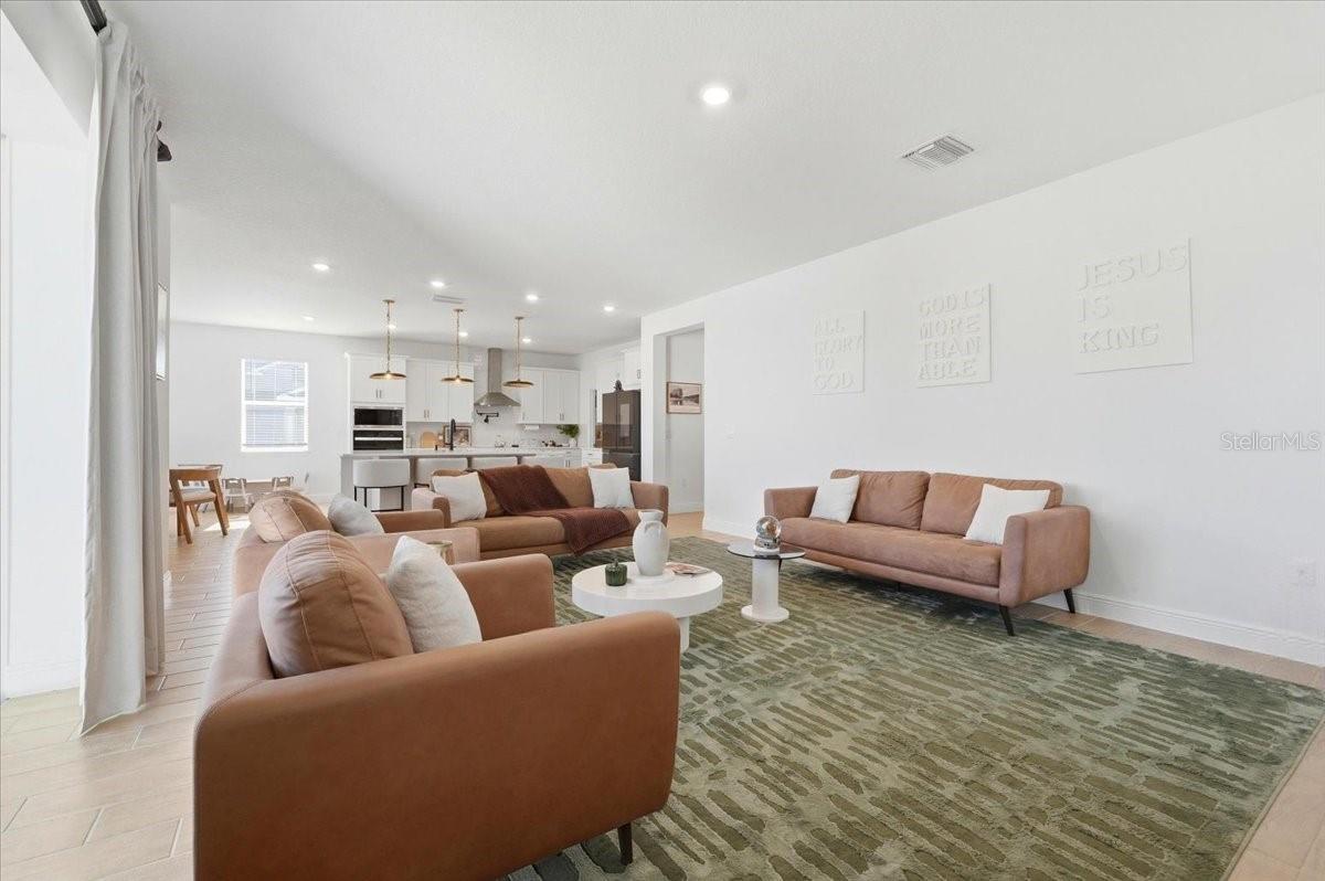 HILLS OF MINNEOLA - Residential