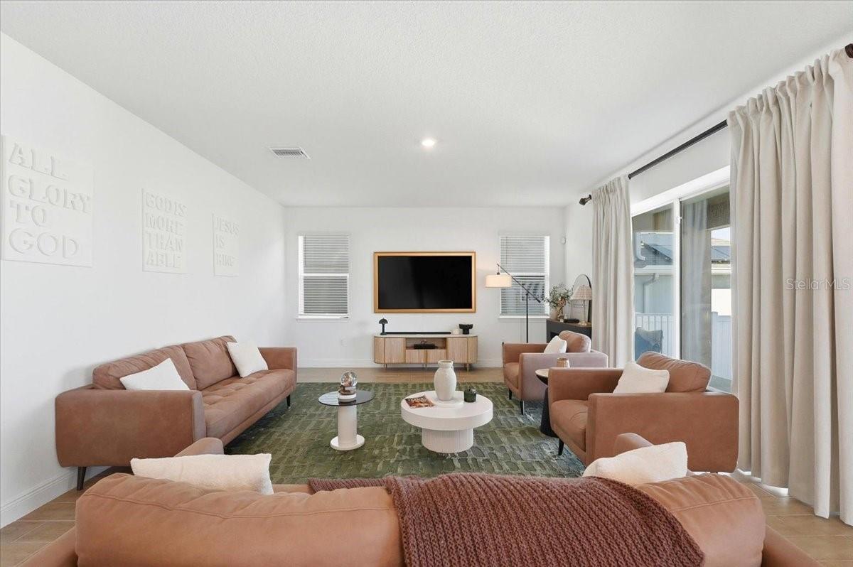 HILLS OF MINNEOLA - Residential