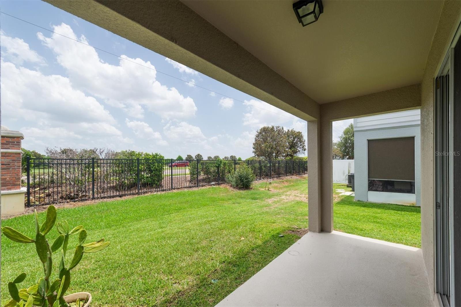 4958 WHITE SANDERLING COURT